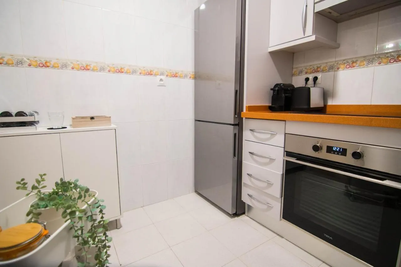 Apartment New! Luxury City Center & 2 Balconies Malaga